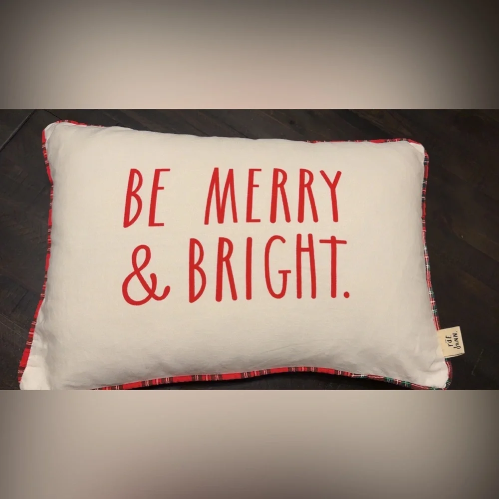 Rae Dunn Christmas Holiday Seasonal Home Accent Throw Pillow Cover Be Merry &